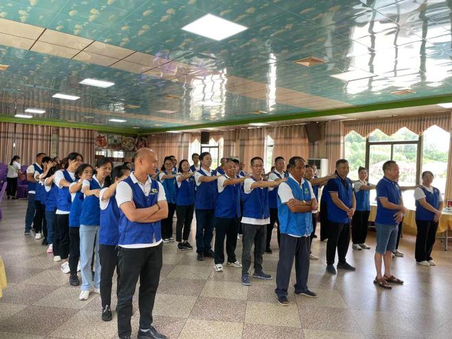 化州市义工协会开展团建活动(图9)