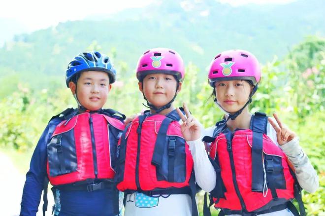 激流滑梯、深潭勇者！炎炎夏日走进自然“空调房”做逆流而上的小勇士！(图6)