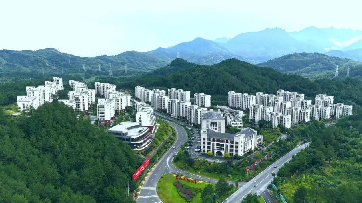 黄山区两家企业荣获“皖美消费新场景”大黄山区域评选十佳(图2)