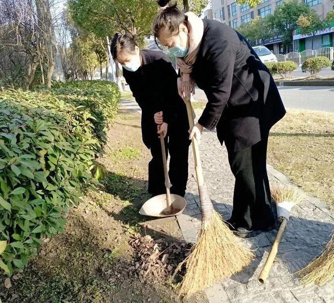 安博体育：增进沟通凝聚力量—云栖兰亭康养公寓积极开展员工团建学习活动(图4)