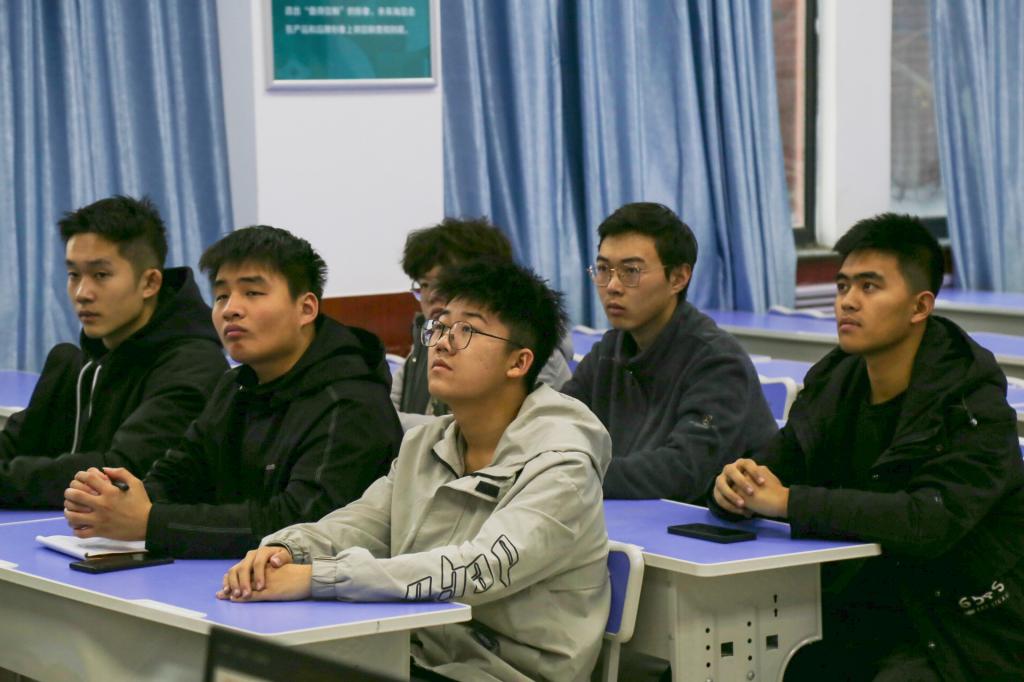 安博体育：机电学院组织开展2024年度第二期社团骨干培训班(图2)