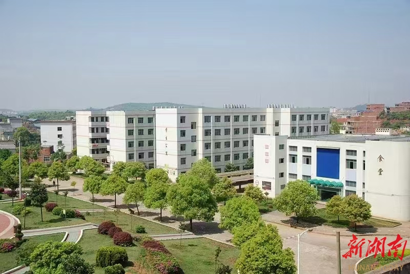 衡阳市中等职业学校“双优”建设系列观察·常宁市职业中等专业学校的“造梦”方程式丨湖南日报要闻(图2)