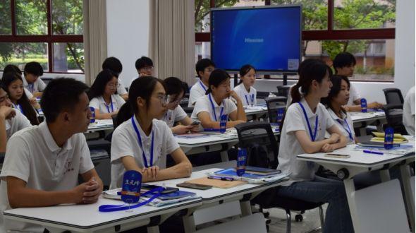 安博体育平台：白酒数字化转型出新招！茅台学院这场特训营直击人才刚需(图5)