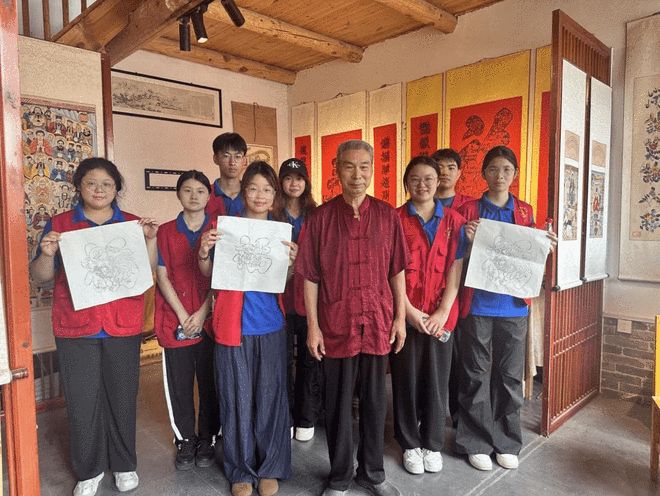 黄河科技学院商学部党委：党建领航凝合力团建聚力助振兴(图10)