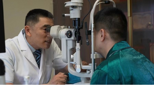 爱尔眼科陈鹏：追光30余载用匠心铸就精彩视界(图1)