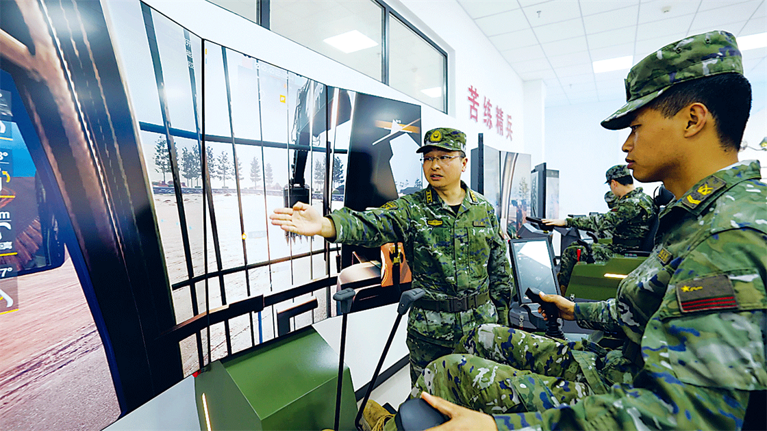 这个暑假军校教员的忙碌身影(图1)