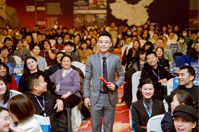 安博体育网站：对线国恒教育创始人盛国恒：在孩子心中埋下世界的种子(图3)