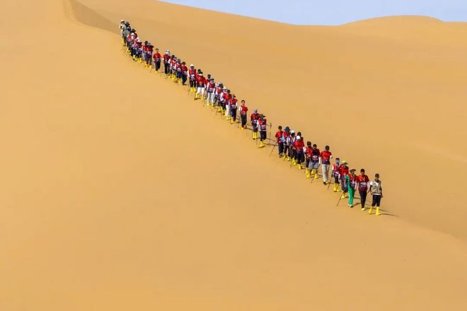 安博体育网站：对线国恒教育创始人盛国恒：在孩子心中埋下世界的种子(图11)