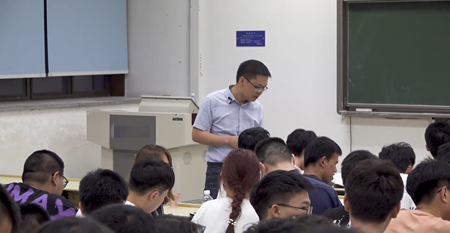 安博体育平台：【老师您好！】徐东海：教学为舟科研为翼培养引领时代发展的复合型人才(图2)