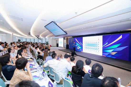 大江东｜破界式选才、阵地式培养创建一周年的上海创智学院带来哪些创新冲击波？(图2)