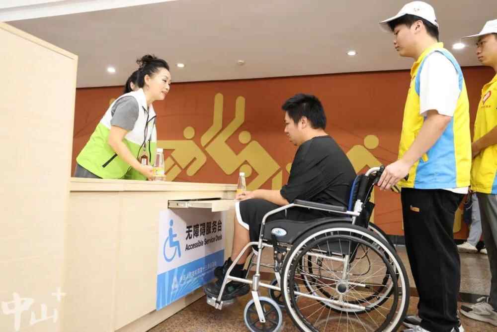 安博体育网站:专业与温情并重——残特奥会“小海豚”炼成记(图6)